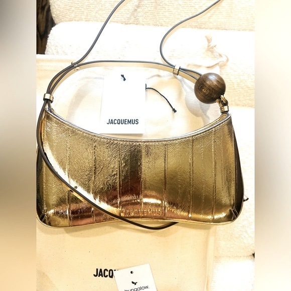 Jacquemus
Le Bisou Perle Striped Shoulder Bag - Picture 6 of 12